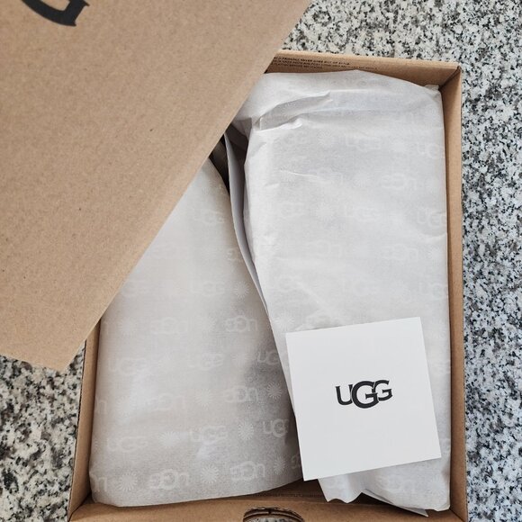 UGG Libu Lite White Sneakers – Light, Sporty & Summer-Ready 👟☀️ (#547) - Picture 5 of 11